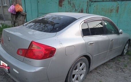 Nissan Skyline, 2004 год, 225 000 рублей, 3 фотография