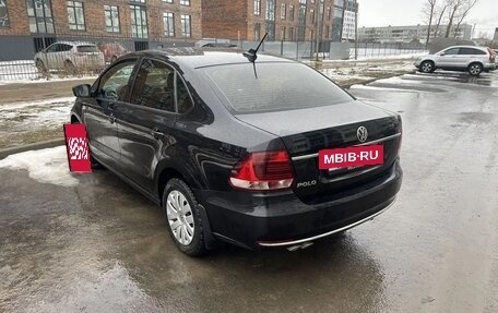 Volkswagen Polo VI (EU Market), 2017 год, 1 050 000 рублей, 3 фотография