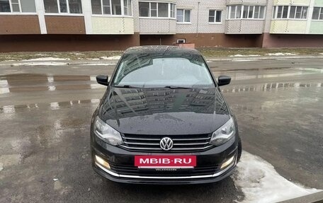 Volkswagen Polo VI (EU Market), 2017 год, 1 050 000 рублей, 2 фотография