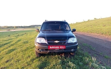 Chevrolet Niva I рестайлинг, 2012 год, 470 000 рублей, 2 фотография