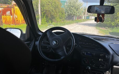 Chevrolet Niva I рестайлинг, 2011 год, 430 000 рублей, 3 фотография
