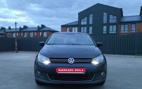 Volkswagen Polo VI (EU Market), 2015 год, 990 000 рублей, 2 фотография