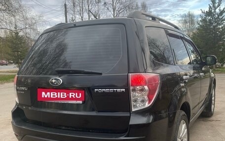 Subaru Forester, 2011 год, 800 000 рублей, 2 фотография