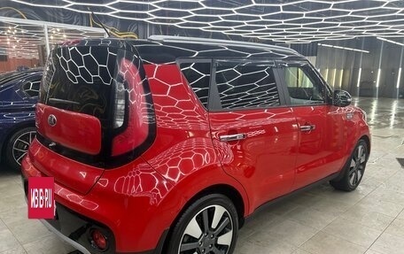 KIA Soul II рестайлинг, 2019 год, 1 800 000 рублей, 2 фотография