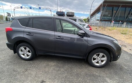Toyota RAV4, 2014 год, 1 980 000 рублей, 7 фотография