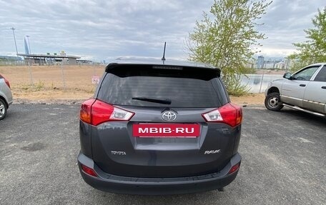 Toyota RAV4, 2014 год, 1 980 000 рублей, 5 фотография