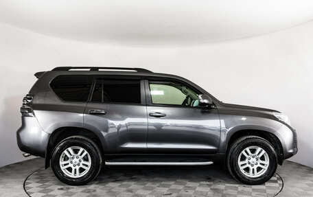 Toyota Land Cruiser Prado 150 рестайлинг 2, 2013 год, 2 499 000 рублей, 5 фотография