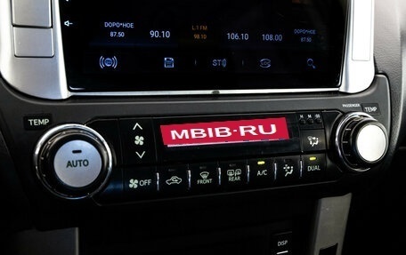 Toyota Land Cruiser Prado 150 рестайлинг 2, 2013 год, 2 499 000 рублей, 19 фотография