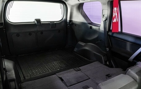 Toyota Land Cruiser Prado 150 рестайлинг 2, 2013 год, 2 499 000 рублей, 26 фотография