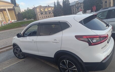 Nissan Qashqai, 2021 год, 2 030 000 рублей, 2 фотография