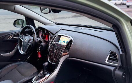 Opel Astra J, 2010 год, 800 000 рублей, 11 фотография