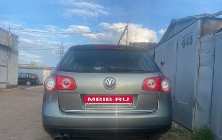 Volkswagen Passat B6, 2006 год, 650 000 рублей, 3 фотография