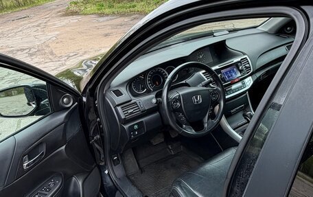 Honda Accord IX рестайлинг, 2013 год, 1 650 000 рублей, 6 фотография