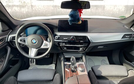 BMW 5 серия, 2020 год, 4 890 000 рублей, 7 фотография