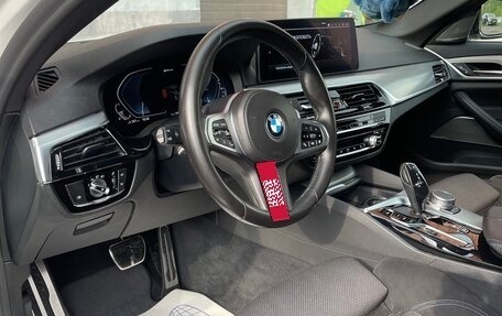 BMW 5 серия, 2020 год, 4 890 000 рублей, 8 фотография