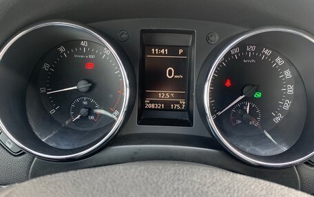 Skoda Yeti I рестайлинг, 2012 год, 1 150 000 рублей, 8 фотография