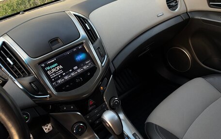 Chevrolet Cruze II, 2013 год, 930 000 рублей, 7 фотография
