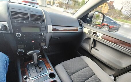 Volkswagen Touareg III, 2009 год, 1 250 000 рублей, 11 фотография