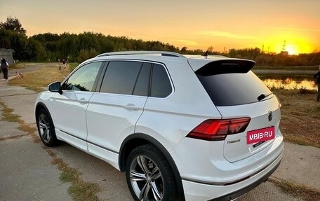 Volkswagen Tiguan II, 2018 год, 3 245 000 рублей, 10 фотография