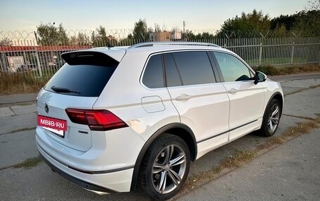 Volkswagen Tiguan II, 2018 год, 3 245 000 рублей, 8 фотография