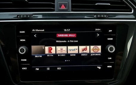 Volkswagen Tiguan II, 2018 год, 3 245 000 рублей, 23 фотография