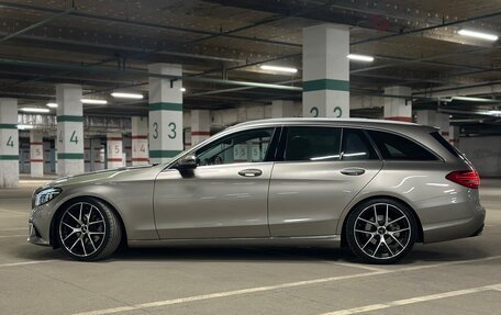 Mercedes-Benz C-Класс, 2018 год, 2 450 000 рублей, 4 фотография