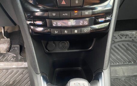 Peugeot 208 II, 2013 год, 490 000 рублей, 14 фотография