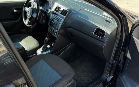 Volkswagen Polo VI (EU Market), 2013 год, 920 000 рублей, 17 фотография