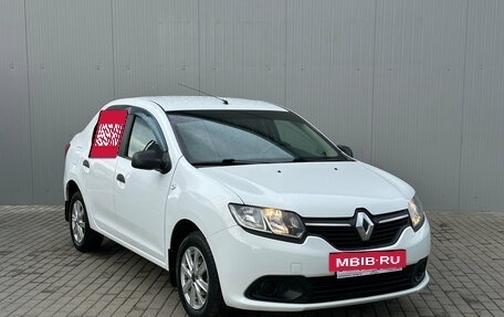 Renault Logan II, 2017 год, 802 000 рублей, 2 фотография
