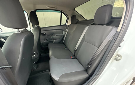Renault Logan II, 2017 год, 802 000 рублей, 12 фотография