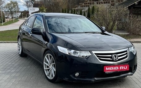 Honda Accord VIII рестайлинг, 2012 год, 1 350 000 рублей, 12 фотография