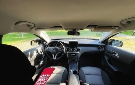 Mercedes-Benz A-Класс, 2015 год, 1 450 000 рублей, 9 фотография