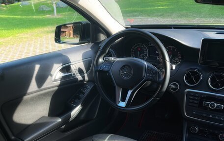 Mercedes-Benz A-Класс, 2015 год, 1 450 000 рублей, 12 фотография