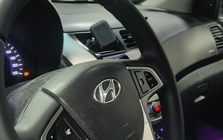 Hyundai Solaris II рестайлинг, 2015 год, 680 000 рублей, 10 фотография