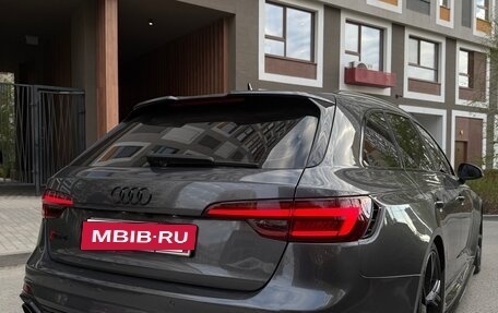 Audi RS 4, 2019 год, 7 800 000 рублей, 3 фотография