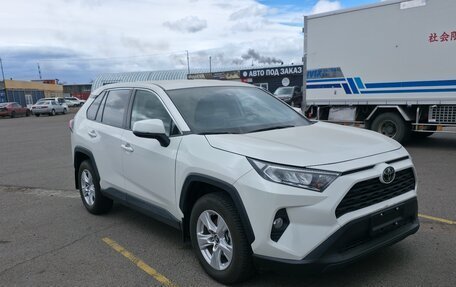 Toyota RAV4, 2020 год, 3 250 000 рублей, 3 фотография
