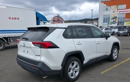 Toyota RAV4, 2020 год, 3 250 000 рублей, 5 фотография