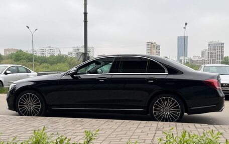 Mercedes-Benz E-Класс, 2018 год, 3 300 000 рублей, 6 фотография