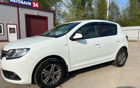 Renault Sandero II рестайлинг, 2014 год, 1 050 000 рублей, 13 фотография