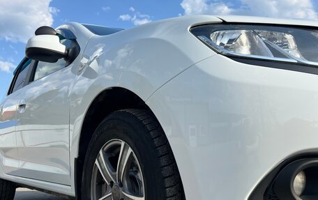 Renault Sandero II рестайлинг, 2014 год, 1 050 000 рублей, 34 фотография