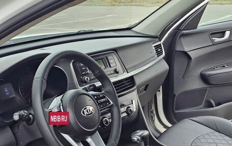 KIA Optima IV, 2018 год, 999 000 рублей, 11 фотография