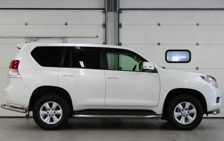 Toyota Land Cruiser Prado 150 рестайлинг 2, 2013 год, 3 357 000 рублей, 4 фотография