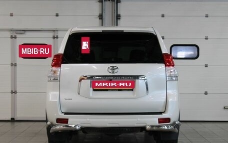 Toyota Land Cruiser Prado 150 рестайлинг 2, 2013 год, 3 357 000 рублей, 6 фотография