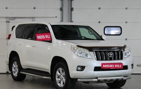 Toyota Land Cruiser Prado 150 рестайлинг 2, 2013 год, 3 357 000 рублей, 3 фотография