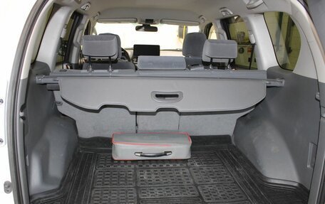 Toyota Land Cruiser Prado 150 рестайлинг 2, 2013 год, 3 357 000 рублей, 23 фотография
