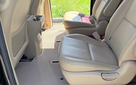 KIA Carnival III, 2017 год, 2 700 000 рублей, 9 фотография