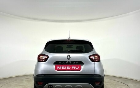 Renault Kaptur I рестайлинг, 2022 год, 1 900 000 рублей, 3 фотография
