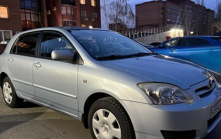 Toyota Corolla, 2005 год, 750 000 рублей, 3 фотография