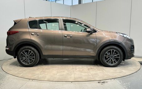 KIA Sportage IV рестайлинг, 2017 год, 2 199 000 рублей, 6 фотография