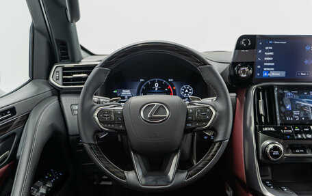 Lexus LX, 2025 год, 19 990 000 рублей, 16 фотография